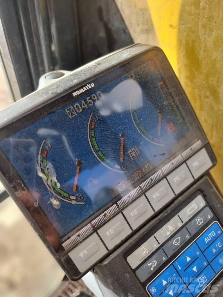 Komatsu PC 210 LC-8 Vikšriniai ekskavatoriai