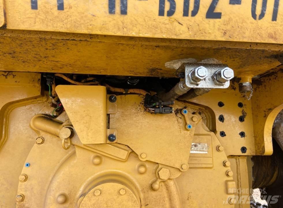CAT D 5 LGP Vikšriniai buldozeriai