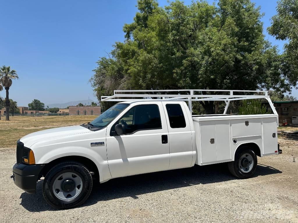 Ford F 250 Pikapai / Bortiniai sunkvežimiai