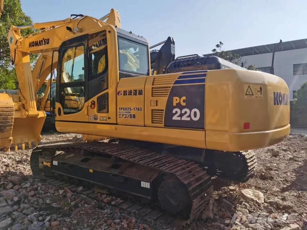 Komatsu PC 220-8 Vikšriniai ekskavatoriai