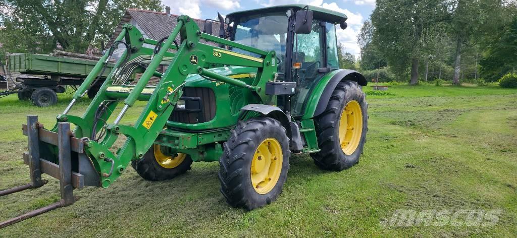 John Deere 5070 M Traktoriai