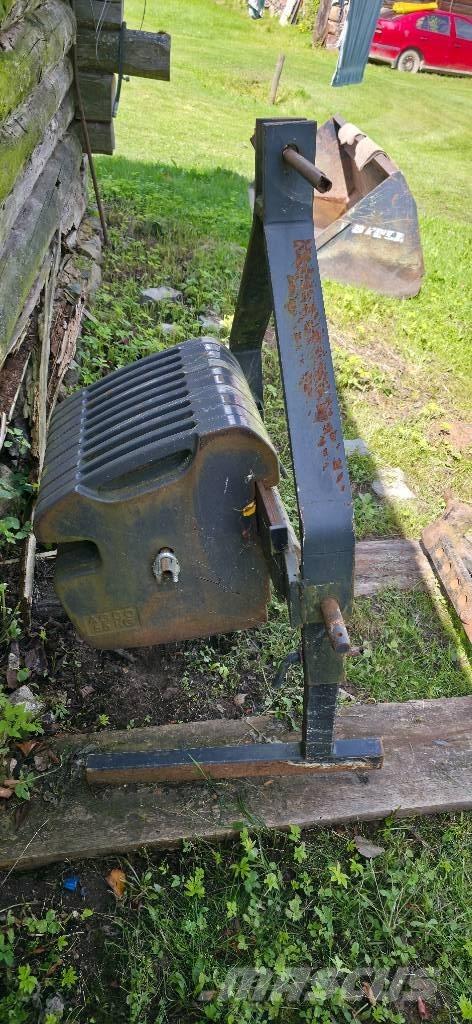 John Deere 5070 M Traktoriai