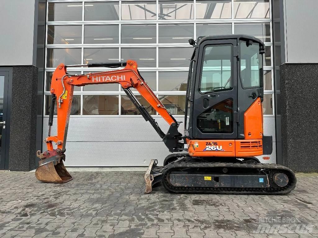 Hitachi ZX26U-6 CR Mini ekskavatoriai < 7 t