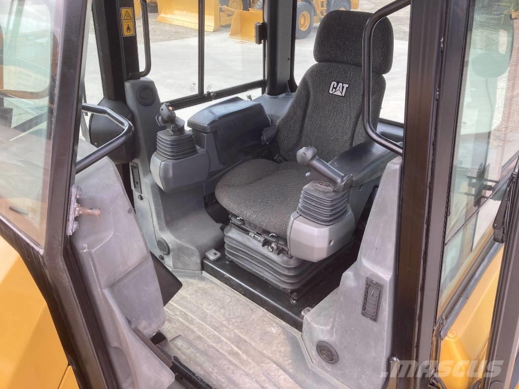 CAT D 6 K 2 LGP Vikšriniai buldozeriai