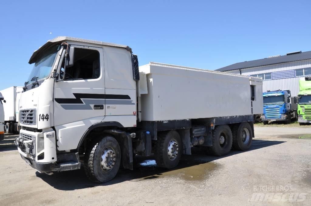 Volvo FH16 550 8X4 Savivarčių priekabų vilkikai