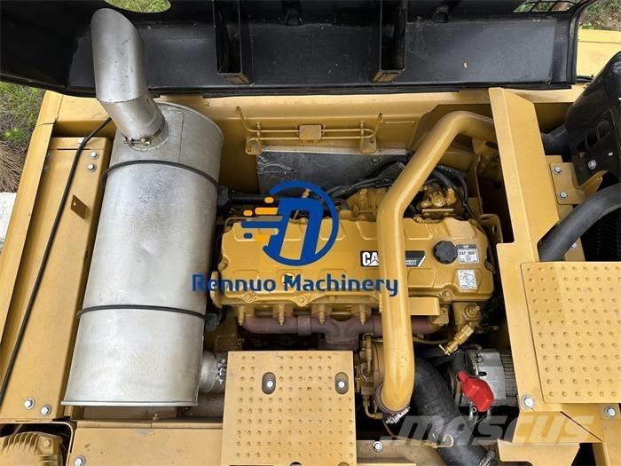 CAT 336 D2 Vikšriniai ekskavatoriai