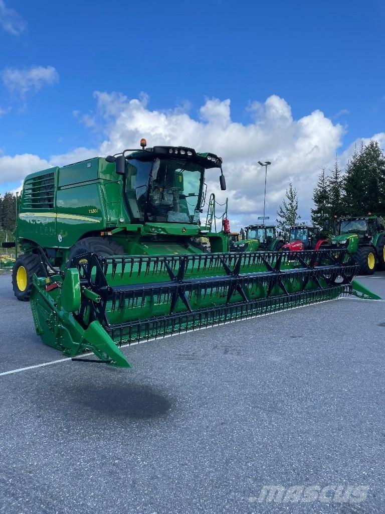 John Deere T 550 Derliaus nuėmimo kombainai