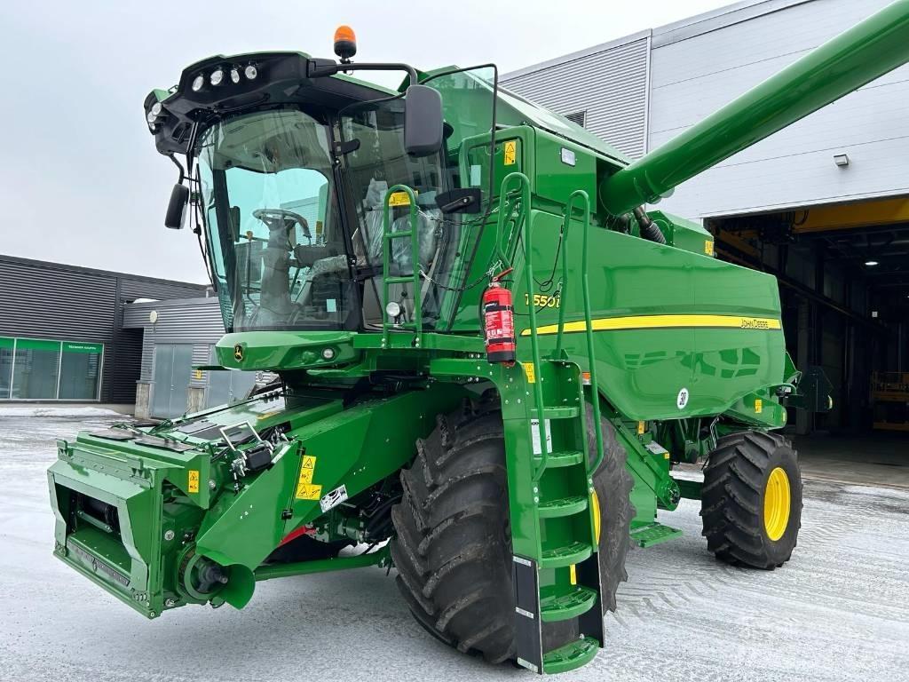 John Deere T 550 Derliaus nuėmimo kombainai