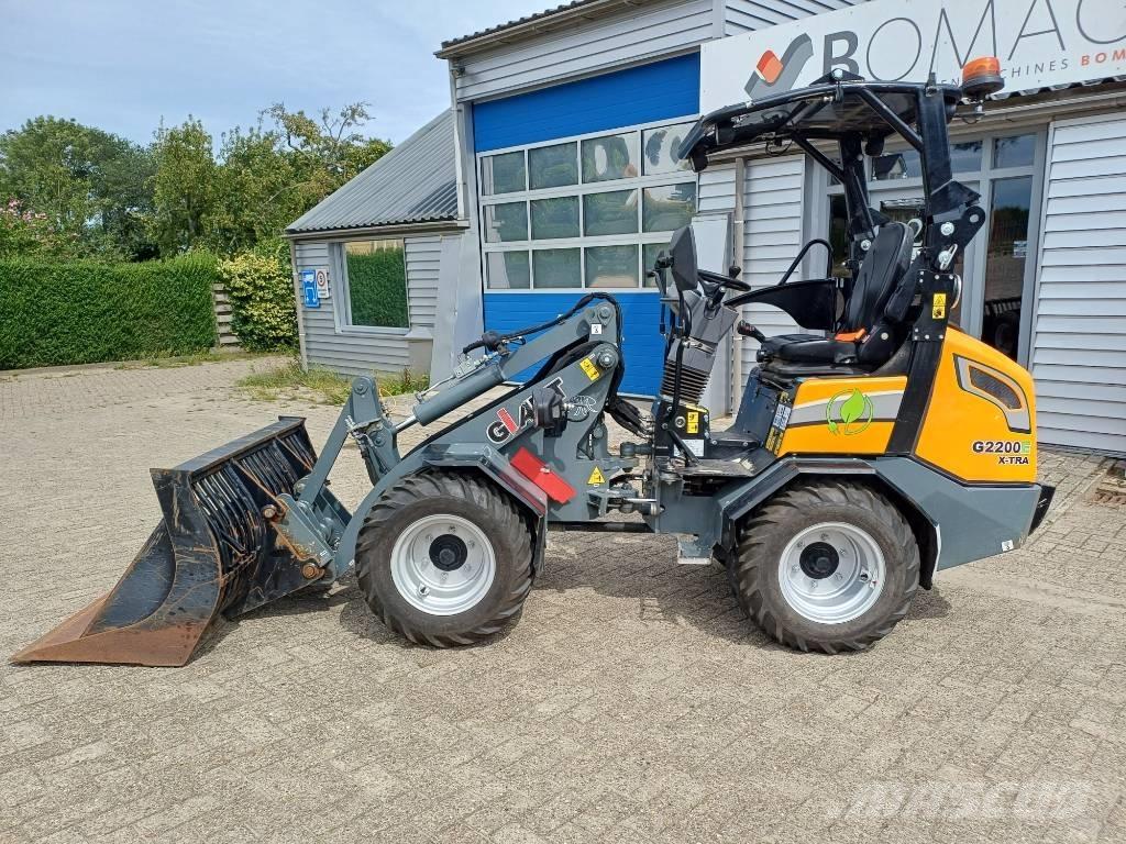 GiANT G 2200 E X-tra Naudoti ratiniai krautuvai