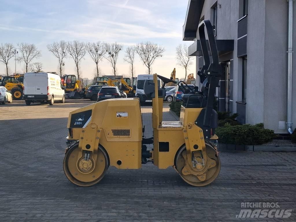 CAT CB 24 Porinių būgnų volai