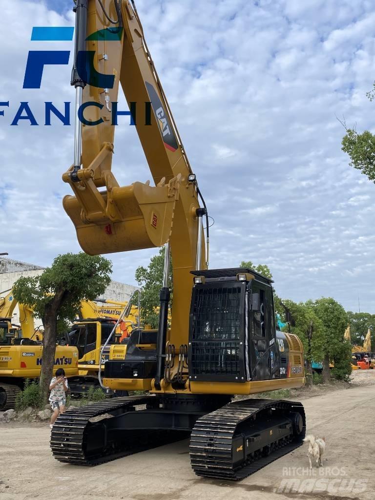 CAT 324 D Vikšriniai ekskavatoriai