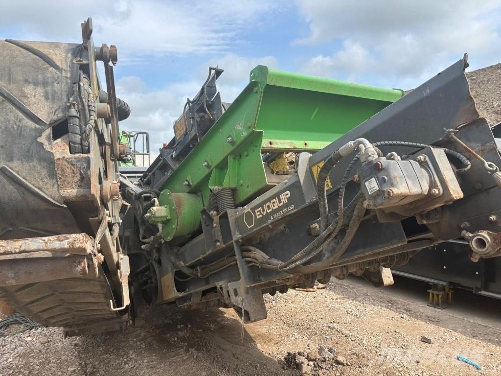 EvoQuip Cobra R230 Mobilūs smulkintuvai