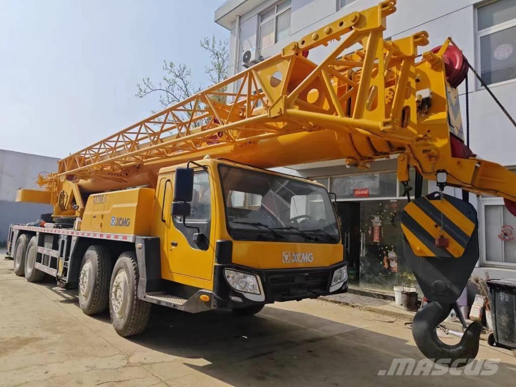 XCMG QY 70 K Neapdoroto reljefo kranai