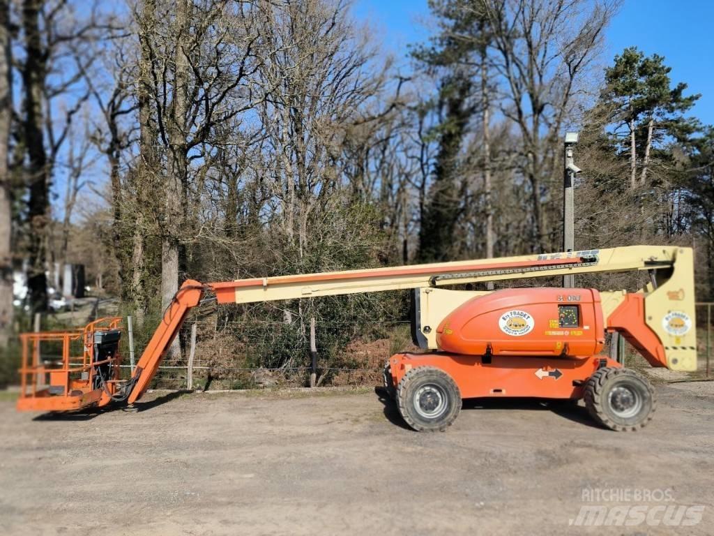 JLG 800 AJ Alkūniniai keltuvai