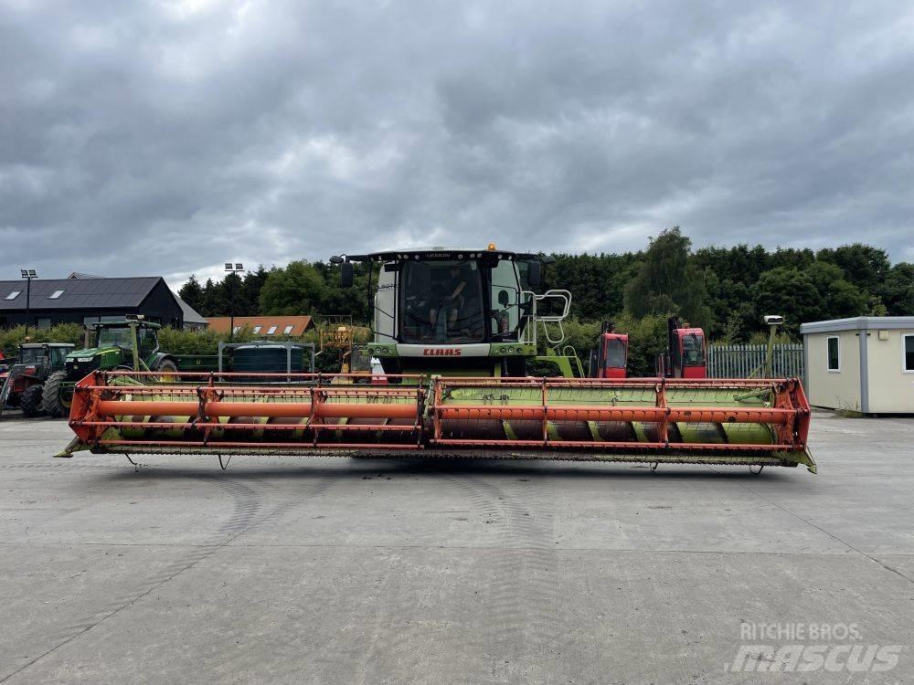 CLAAS 760TT Derliaus nuėmimo kombainai