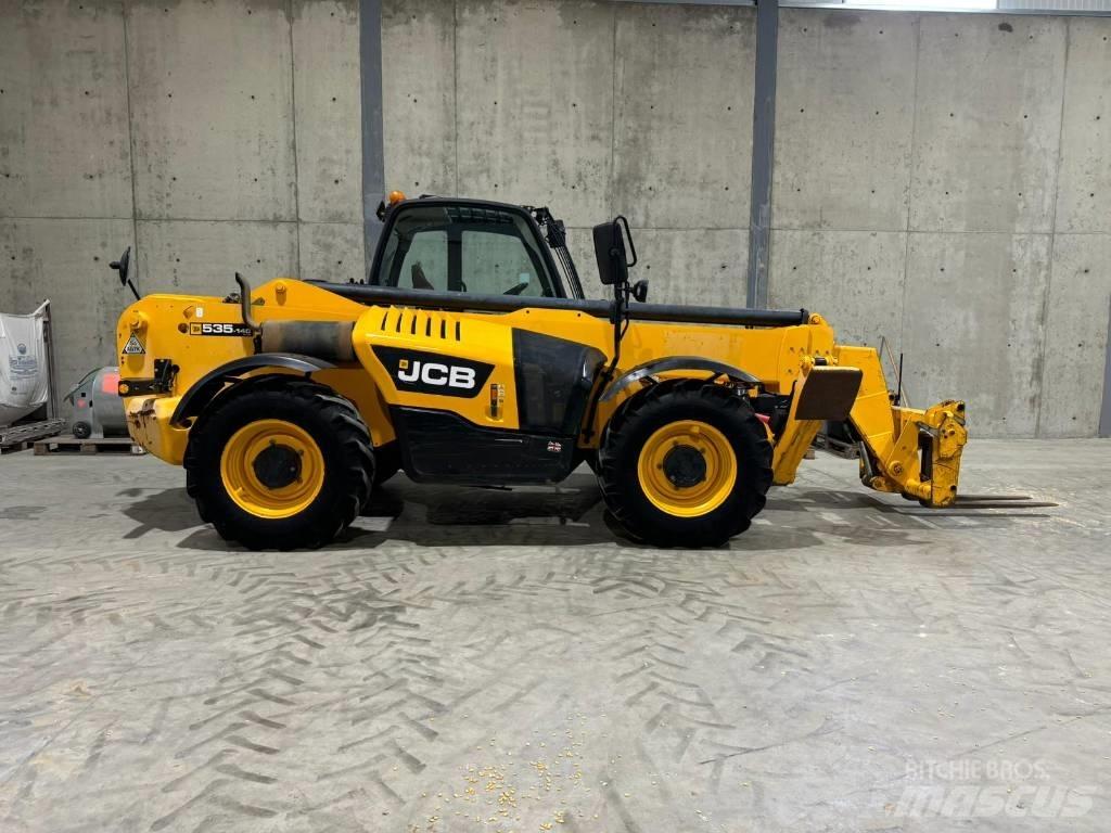 JCB 535-140 Teleskopiniai krautuvai