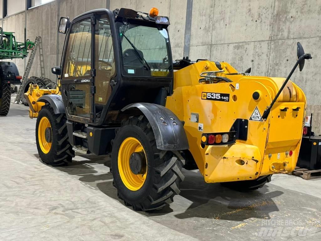 JCB 535-140 Teleskopiniai krautuvai