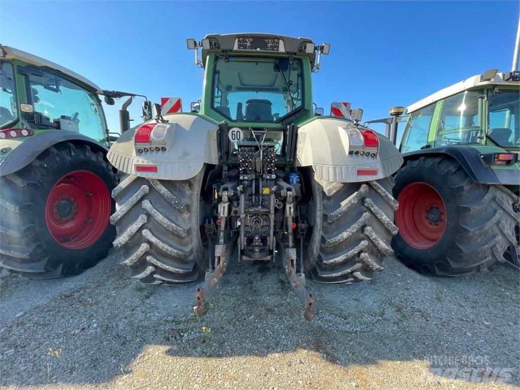 Fendt 933 Vario Traktoriai