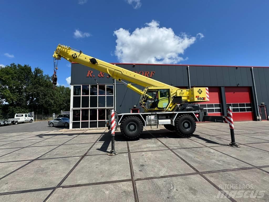 Grove RT 550 E Neapdoroto reljefo kranai