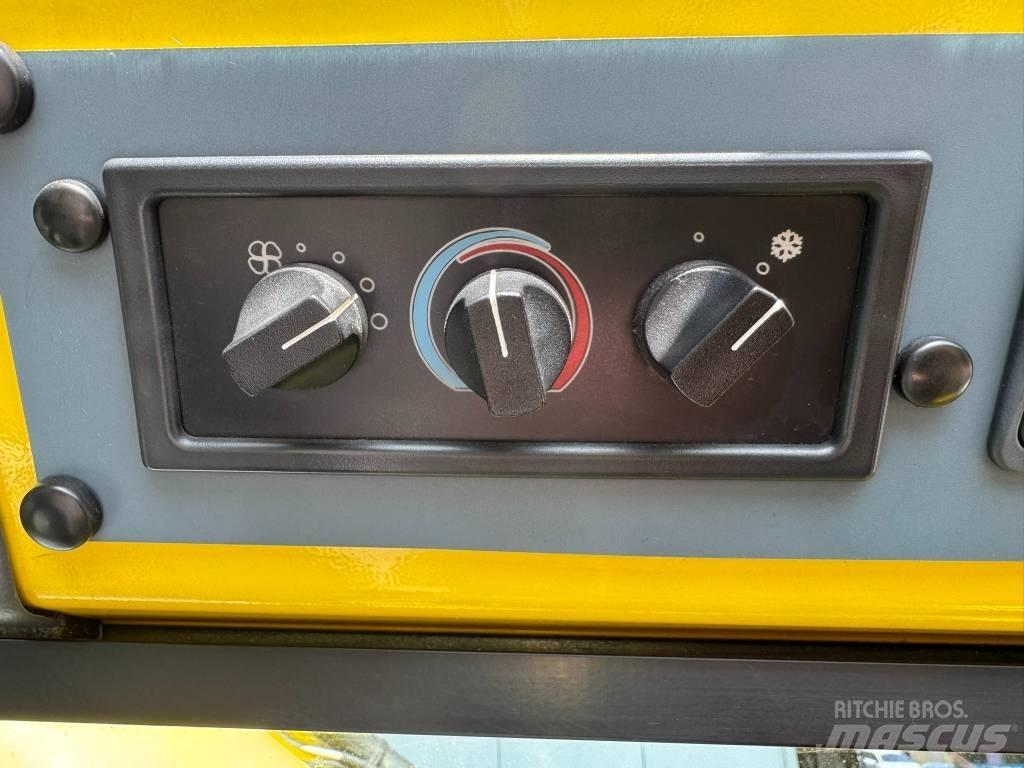 Grove RT 550 E Neapdoroto reljefo kranai
