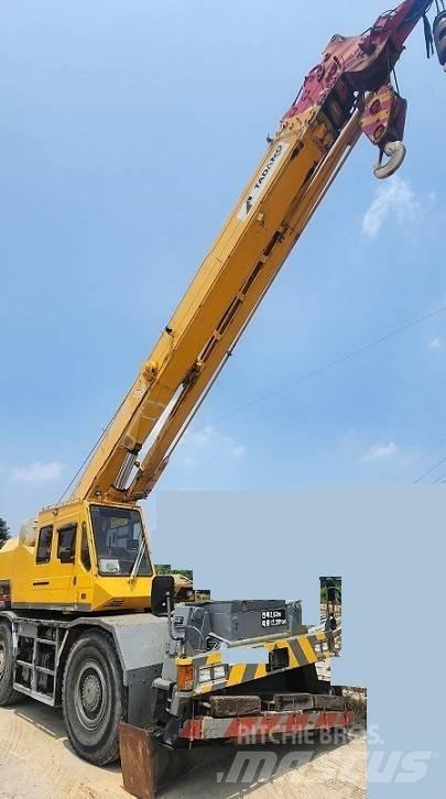 Tadano TR250M-5 Neapdoroto reljefo kranai