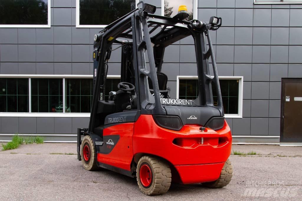 Linde E30-01 Elektriniai šakiniai krautuvai