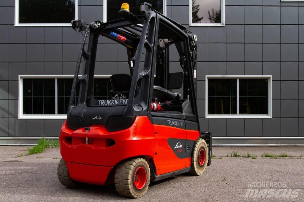 Linde E30-01 Elektriniai šakiniai krautuvai