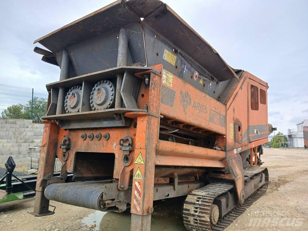 Arjes Titan 900 Atliekų smulkintuvai