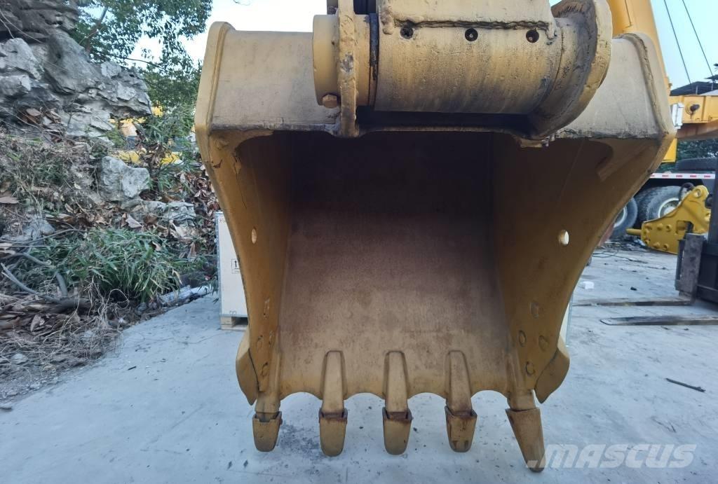 CAT 315d2 Vikšriniai ekskavatoriai