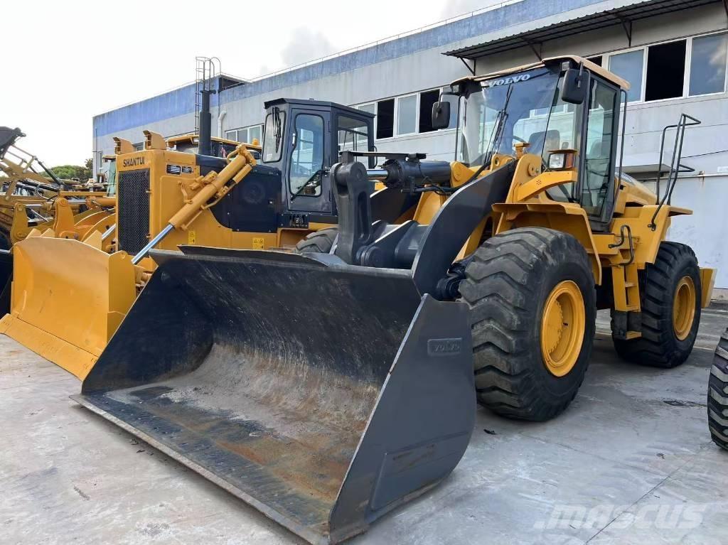 Volvo L 105 Naudoti ratiniai krautuvai