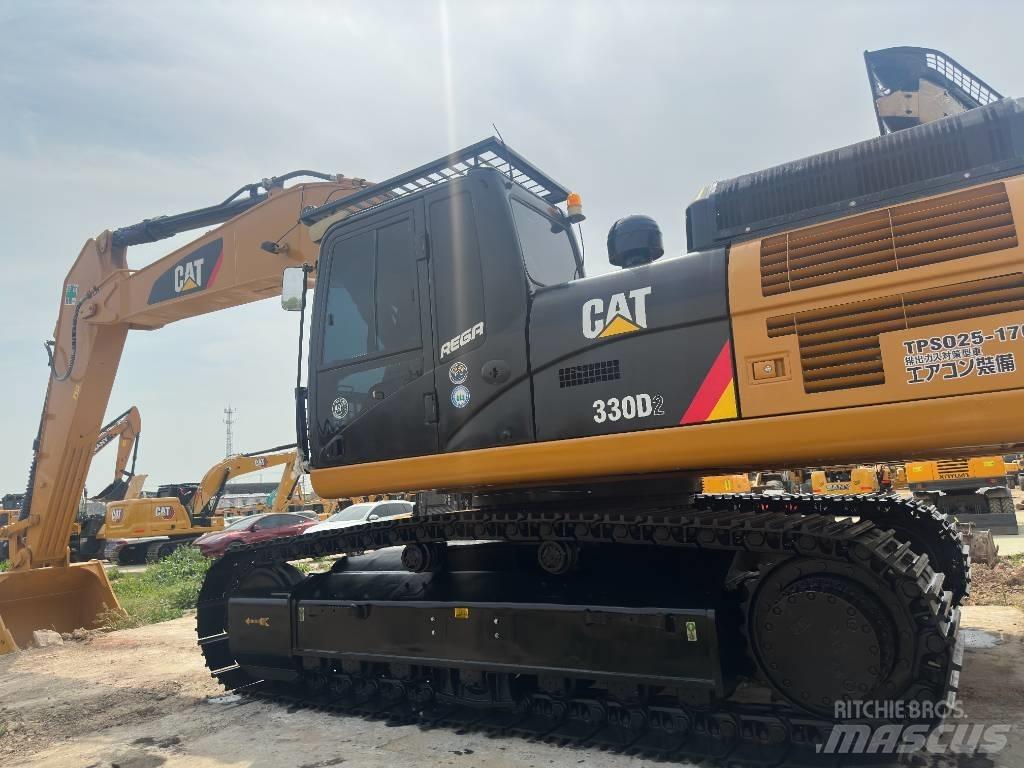 CAT 330 D2 Vikšriniai ekskavatoriai