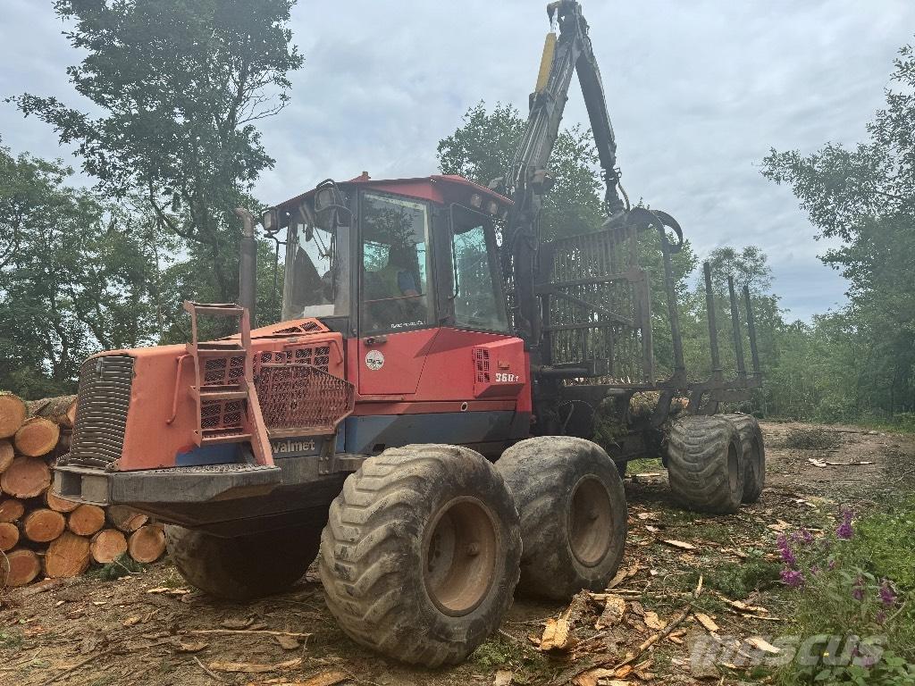 Komatsu 860.1 Naudoti miškovežiai (Forvarderiai)