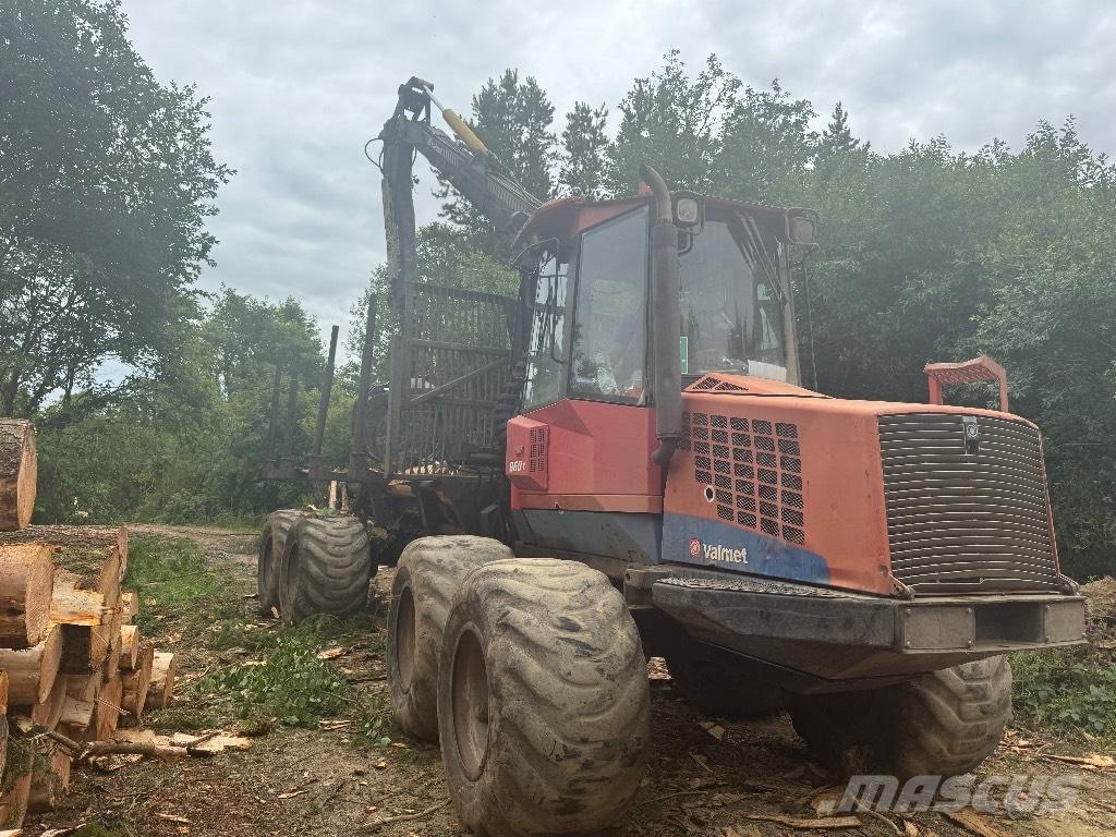 Komatsu 860.1 Naudoti miškovežiai (Forvarderiai)