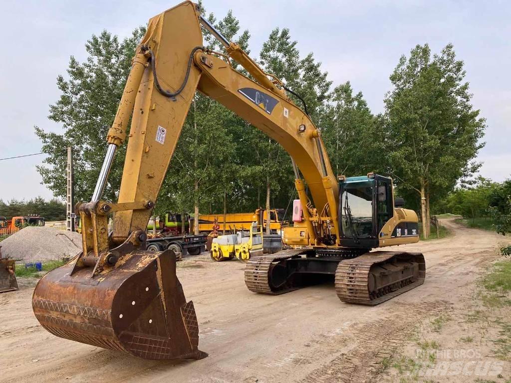 CAT 330CL Vikšriniai ekskavatoriai