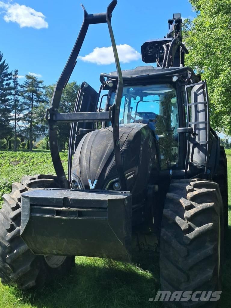 Valtra T 174 Miško technika - Kita