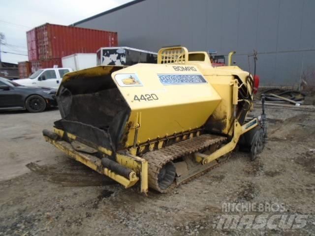 Bomag PROPAVER 4420 Asfalto klotuvai