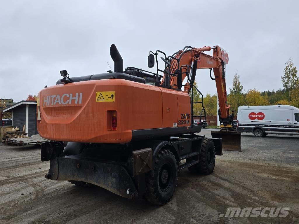 Hitachi ZX 220W-5 Ratiniai ekskavatoriai