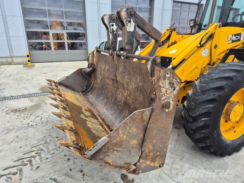 JCB 4CX Ekskavatoriniai krautuvai