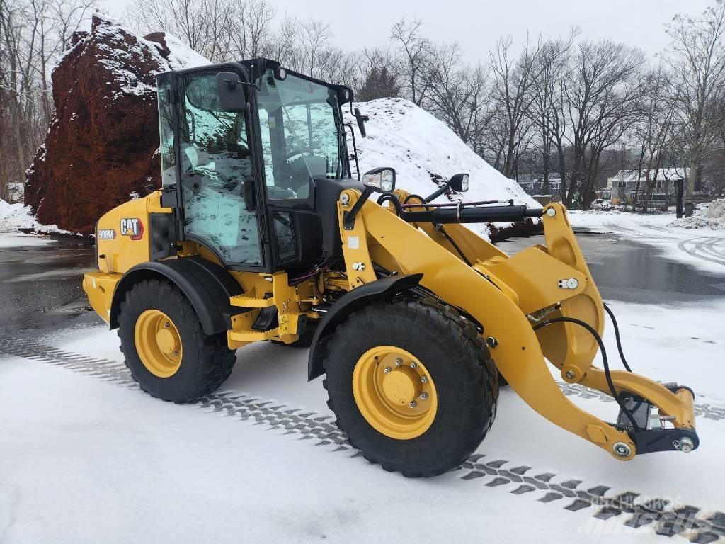 CAT 908m Naudoti ratiniai krautuvai
