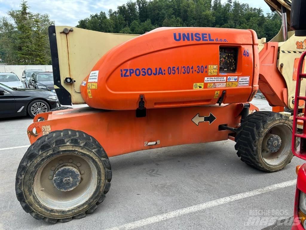 JLG 800 AJ Alkūniniai keltuvai
