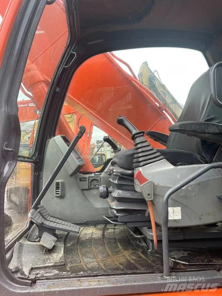 Doosan dx225 Vikšriniai ekskavatoriai