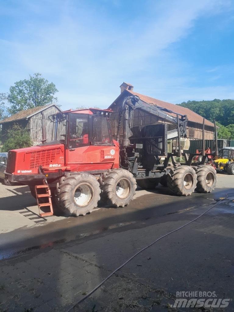 Valmet 840.2 Naudoti miškovežiai (Forvarderiai)