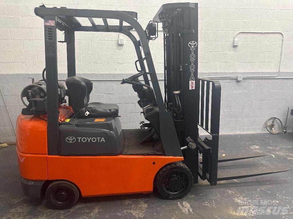 Toyota 7FGCSU20 Šakiniai krautuvai - Kita