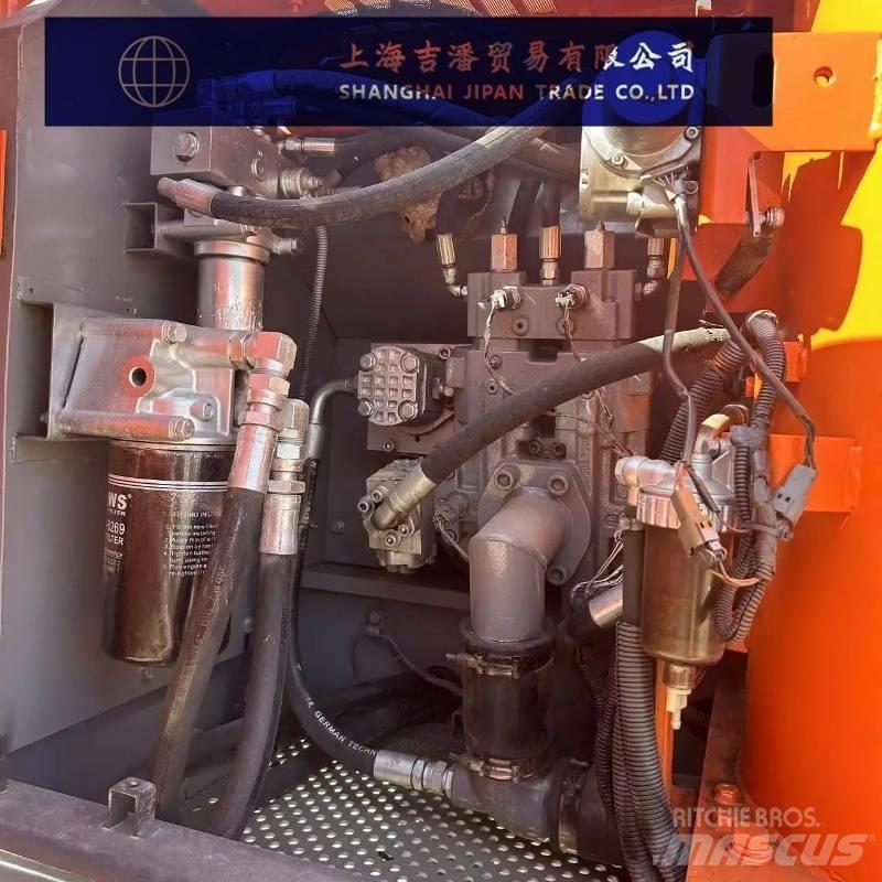Hitachi ZX 160 Vikšriniai ekskavatoriai