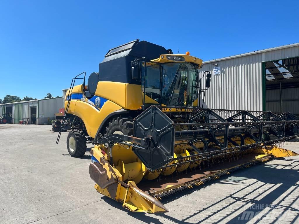 New Holland CX 6090 Derliaus nuėmimo kombainai