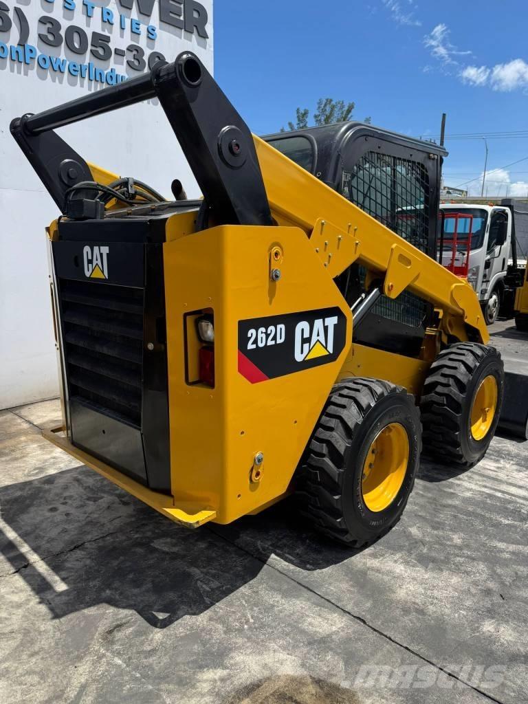 CAT 262 D Krautuvai su šoniniu pasukimu