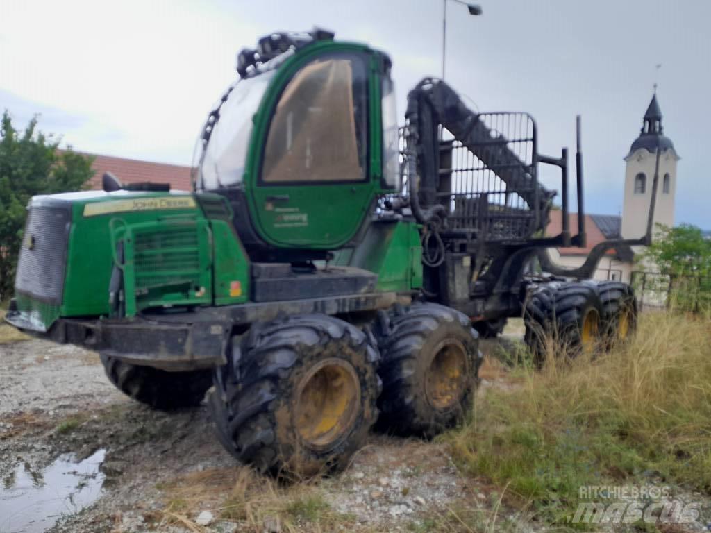 John Deere 1010 E Naudoti miškovežiai (Forvarderiai)