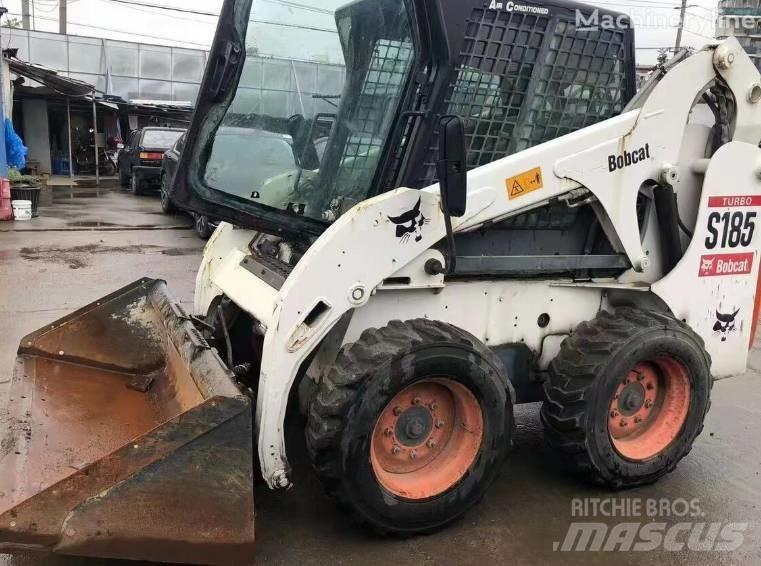 Bobcat S185 Krautuvai su šoniniu pasukimu