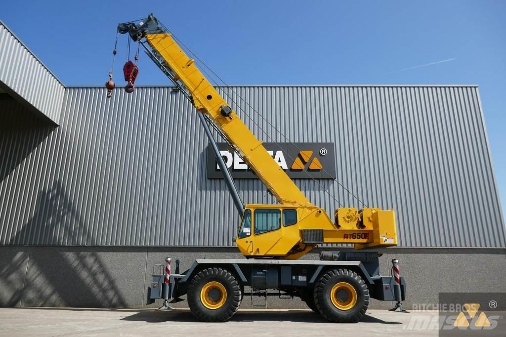 Grove RT650E Neapdoroto reljefo kranai