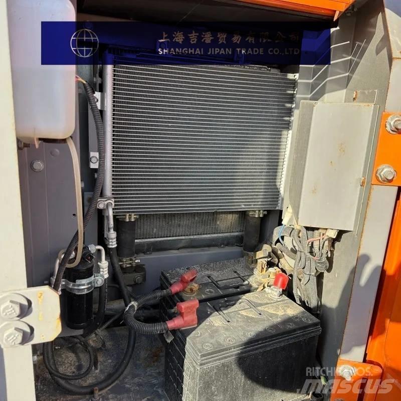 Hitachi ZX 70 Vikšriniai ekskavatoriai